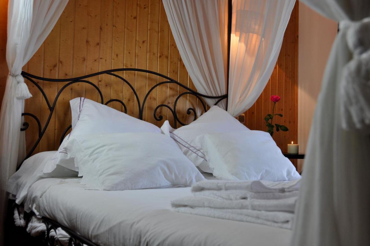 Casa Rural La Sastreria De Adanero ภายนอก รูปภาพ