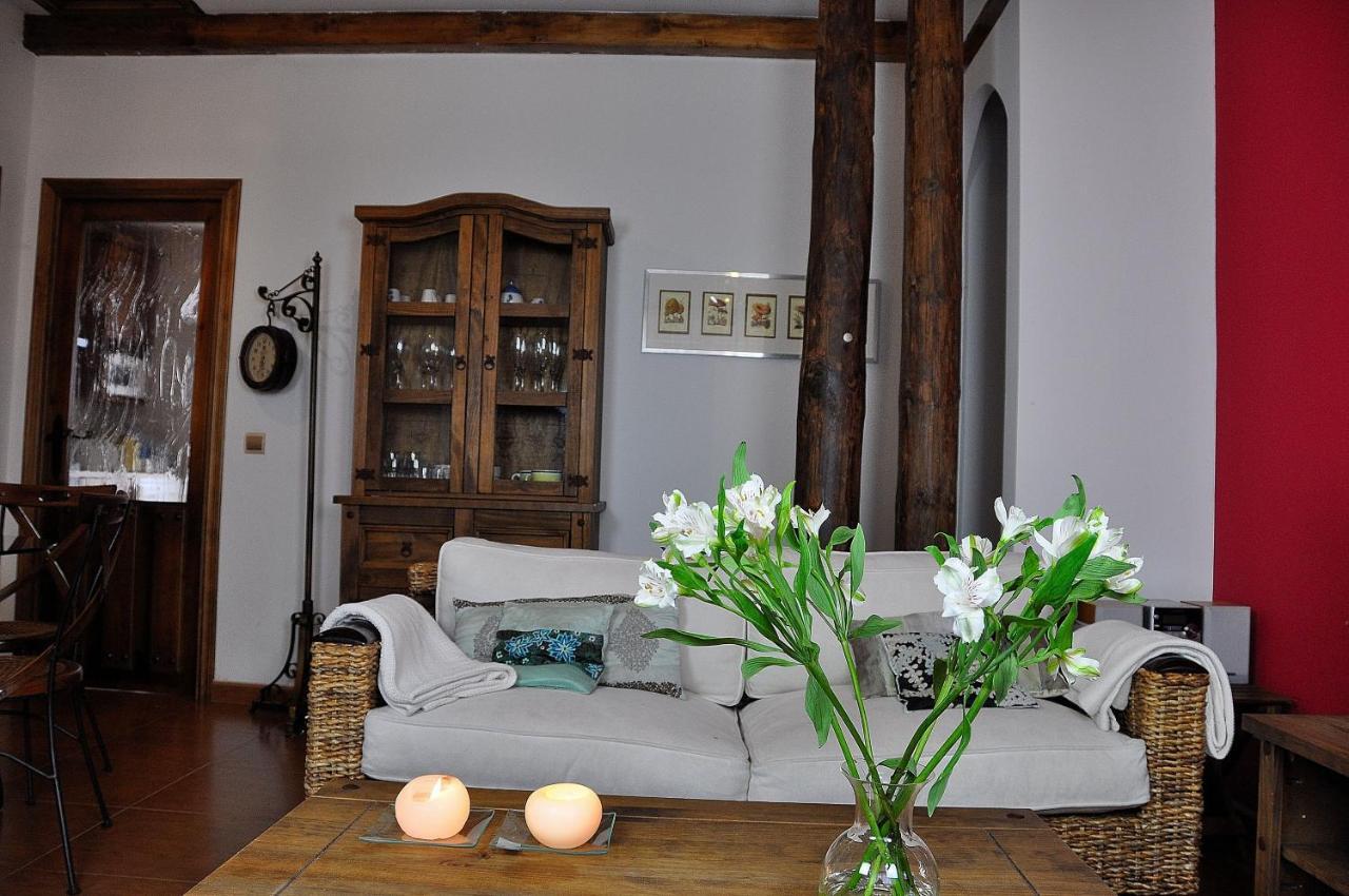 Casa Rural La Sastreria De Adanero ภายนอก รูปภาพ